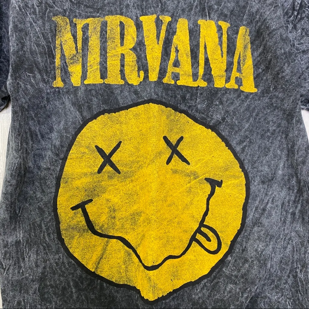 Nirvana Smiley Face Graphic Band Tee T-Shirt size L Large - Image 3