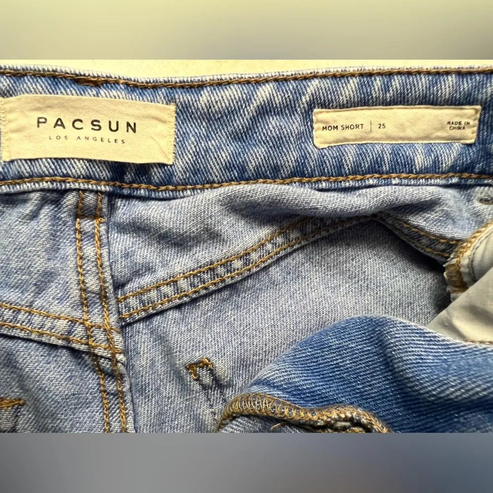 PACSUN MOM JEAN SHORTS! - Image 3