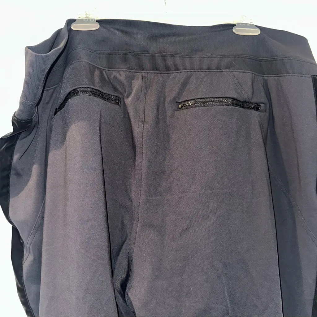 Athleta Venice Velvet Stripe Jogger Black 3X - Image 5