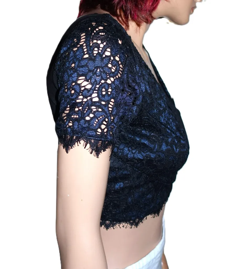 bebe Black Cropped Lace Blouse SP - Image 5