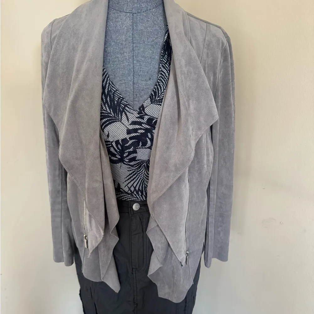 Alfani Faux Suede Waterfall Drape Blazer Like New Gray - Image 5