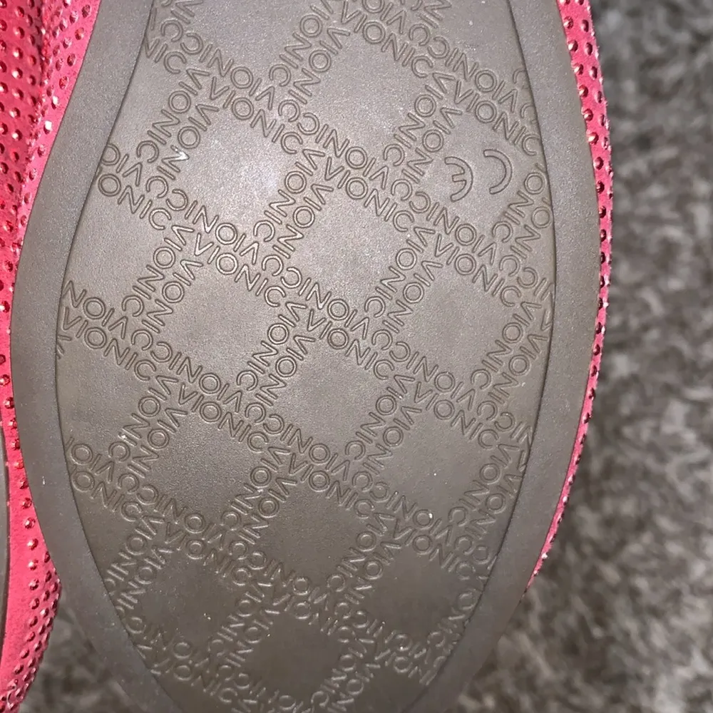 Vionic Sparkly Willow Flats maroon red woman size 6.5 - Image 6