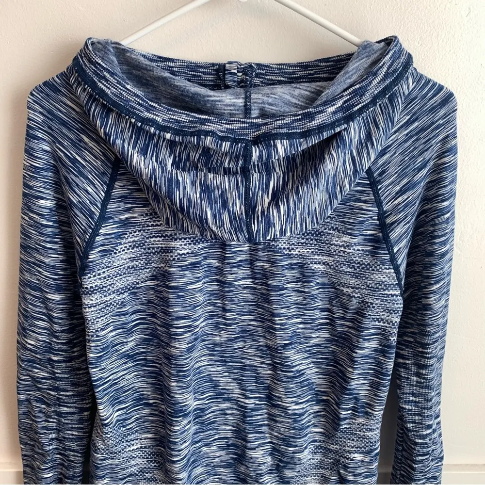 Soho Sport Heathered Blue & White Full Zip Fitted Jacket - Image 6