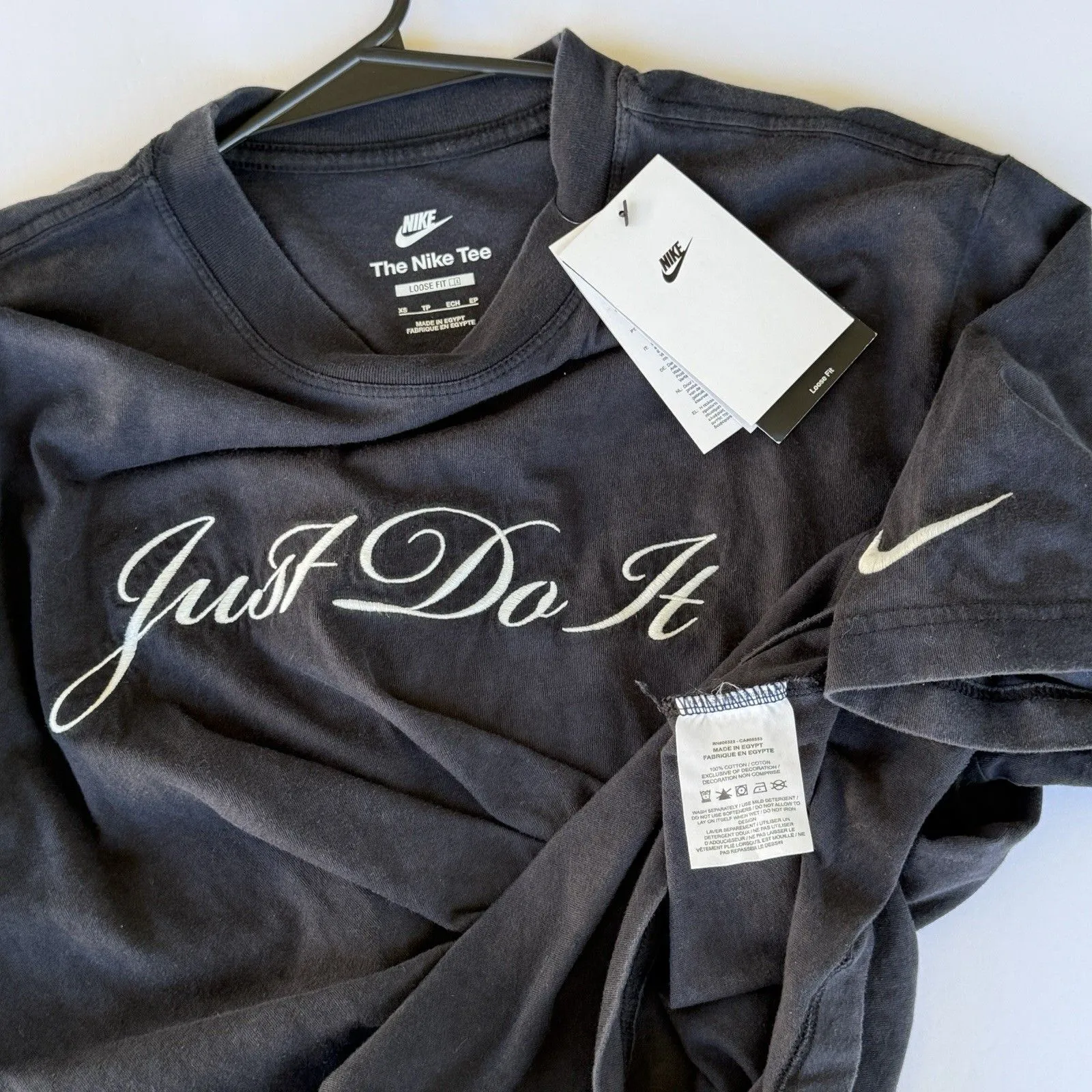NWT Nike Sportswear Boxy Wash T-shirt in black photon dust Size XS Loose Fit - Image 3