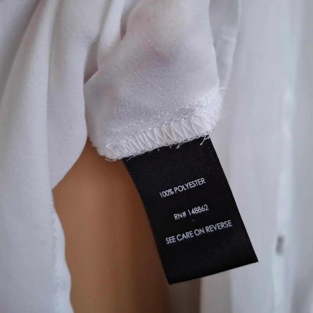 Torrid Sz 0 White Button-Up Blouse - Image 7