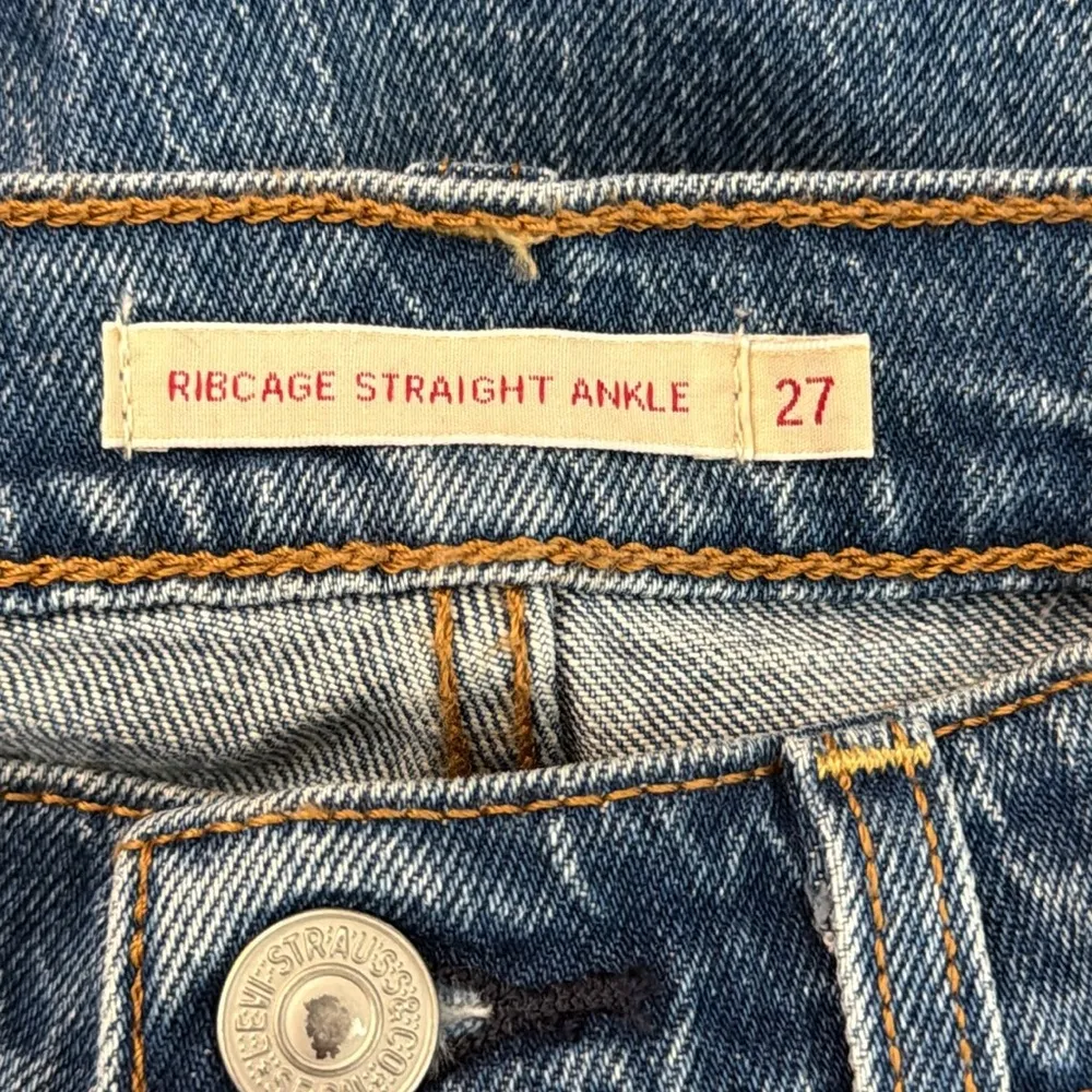 Levi’s Ribcage Straight Ankle Denim Blue Jeans - Image 4