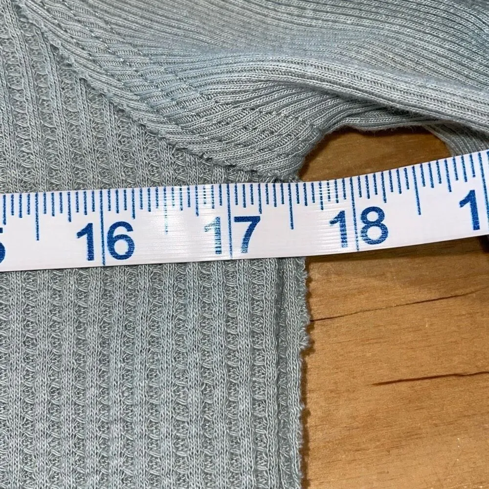 We The Free Thermal Crewneck Thumbhole Top Shirt Jersey Sage Green Size Medium N - Image 8