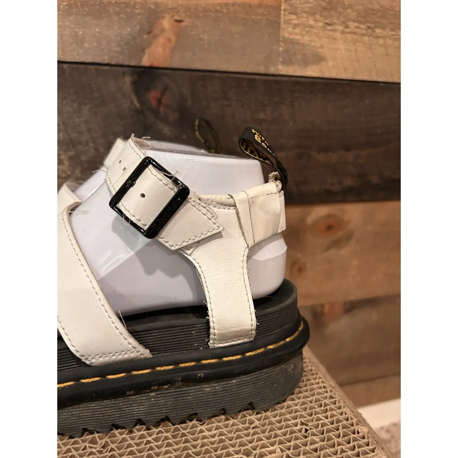 Dr. Martens Doc Blaire Sandals Womens Size 6 White Leather Strappy Gladiator - Image 3