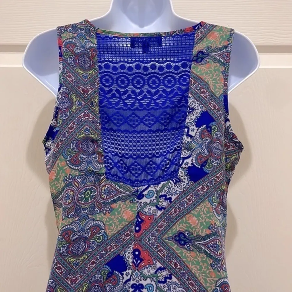 My Michelle Paisley & Floral Sleeveless Mini Shift Dress - Image 4