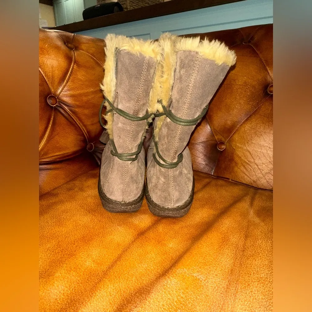 NWOT Earth Spirit brown Sharpa boots - Image 3