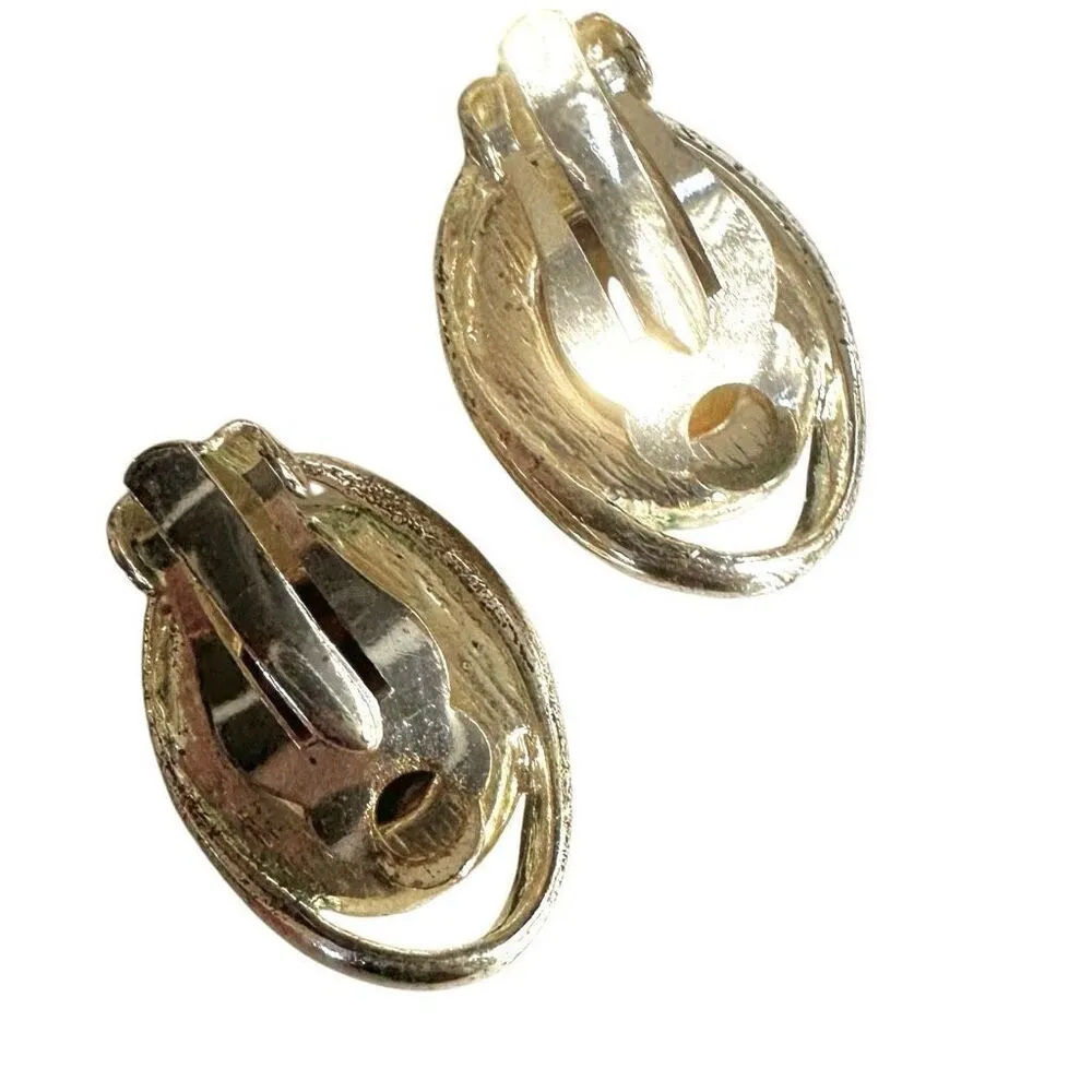 Silver tone brown black stripe clip on earrings - Image 4