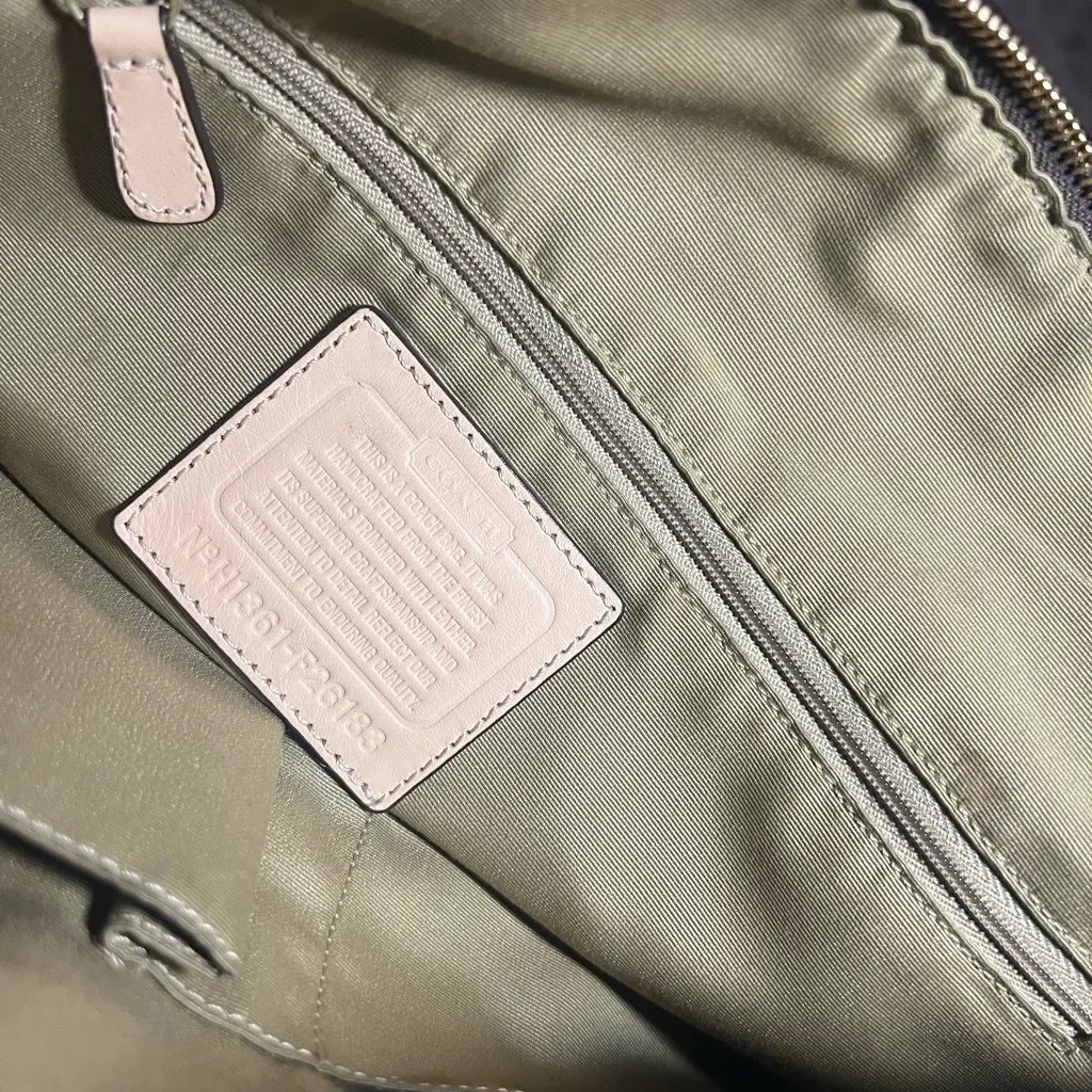 50% OFF Coach brown canvas large shoulder bag - Image 10