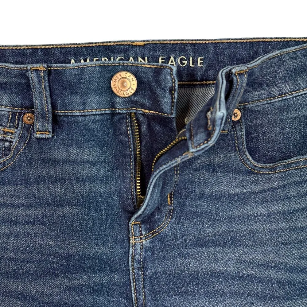 American Eagle SZ 4 MIDI The Dream Jean Shorts Frayed Stretch 
Mid-Rise Whisker - Image 2
