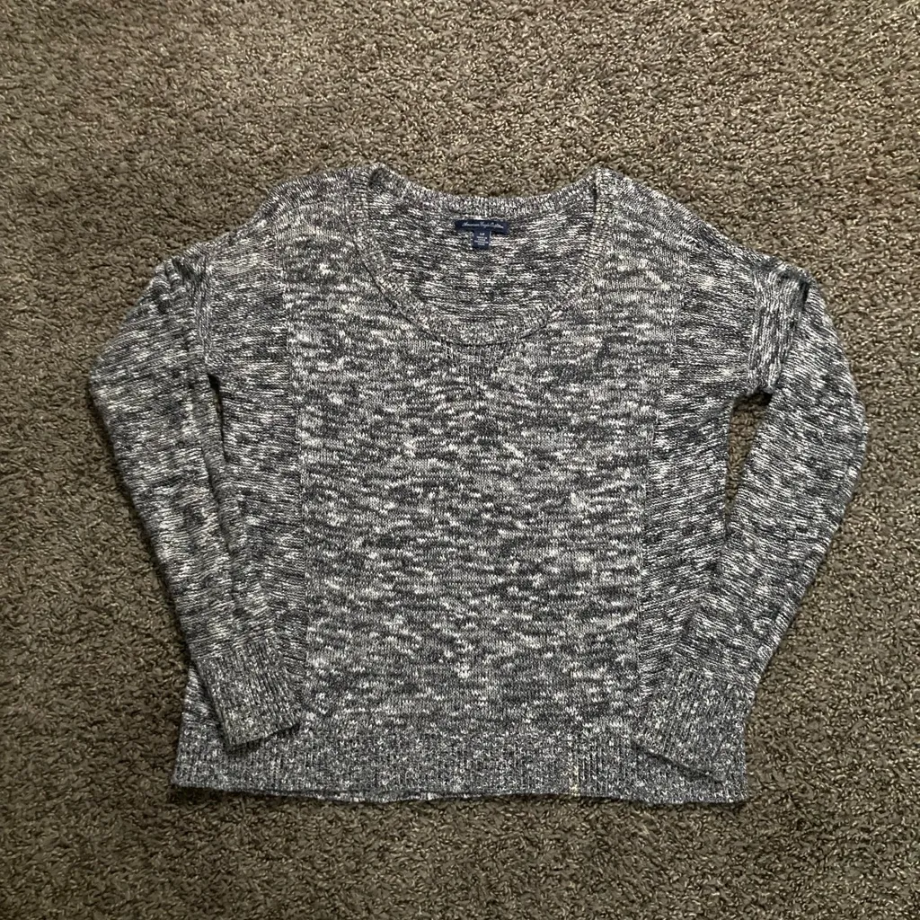 American Eagle Outfitters Gray Metallic Marled V-Neck Sweater Women’s Size S/P - Image 2