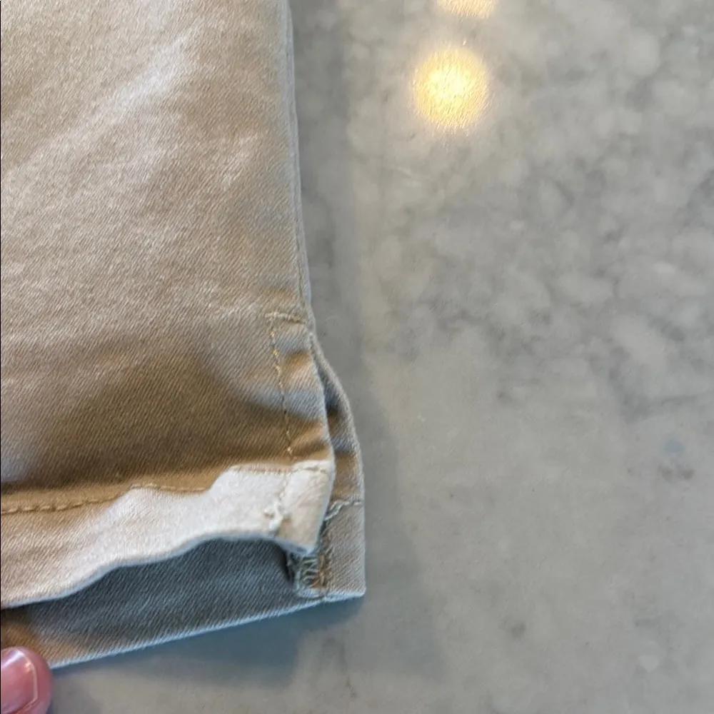 🦃 DKNY Elastic Waist Casual Tan Shorts size 2X - Image 2