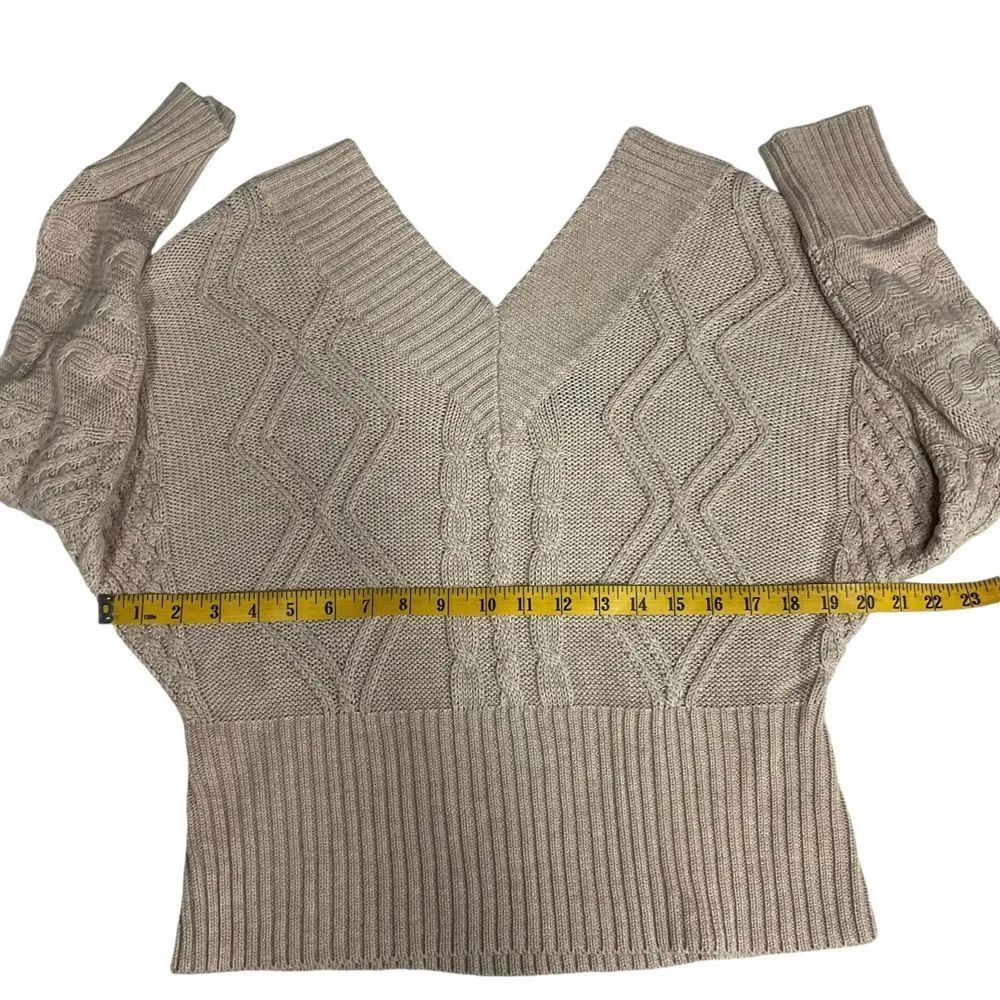 Minkpink Revolve Women's Size M‎ Chunky Cable Knit V-Neck Pullover Sweater Tan - Image 9