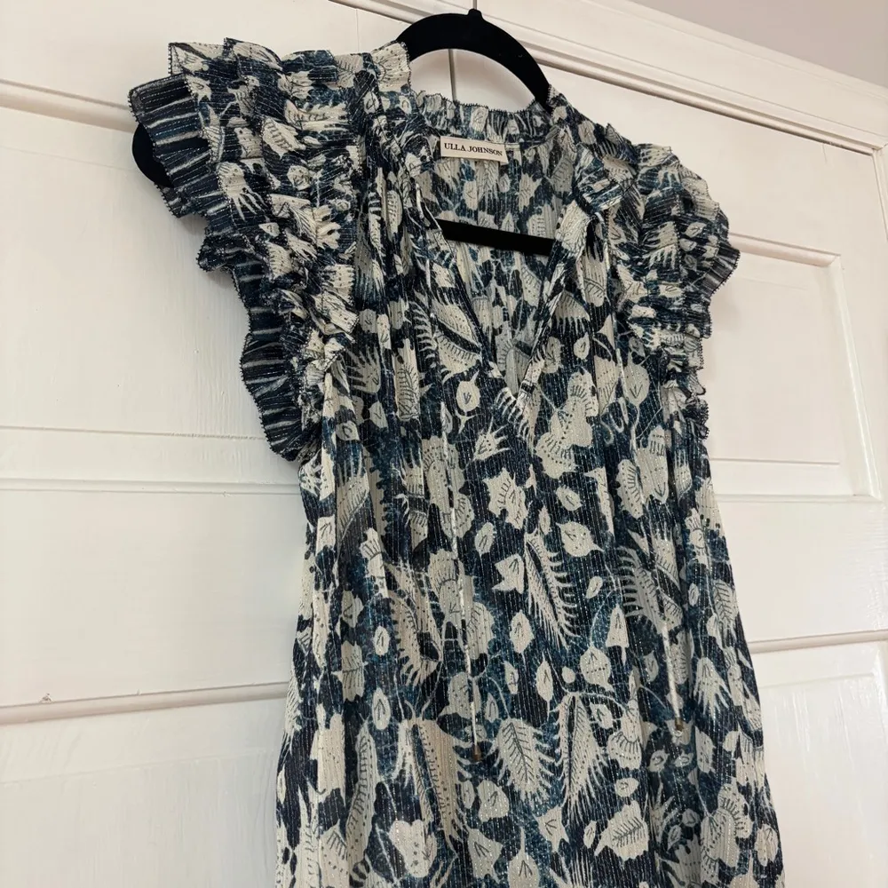 ULLA JOHNSON Dira Top Indigo Metallic Ruffle Size 0 Flutter Sleeve Tassel Tie - Image 8