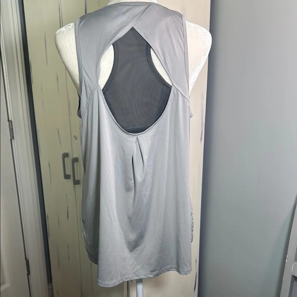 Jockey Gray/Grey Relaxed Cut Out Tank Top with built in sports bra Gray Size L - Image 5
