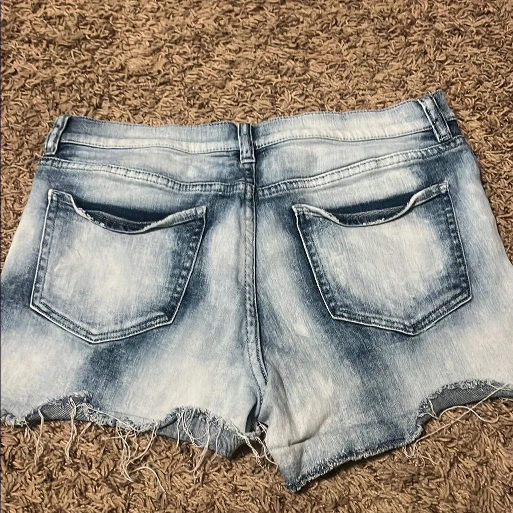 Soho Blue Jean Shorts with Distressed Details - Image 5