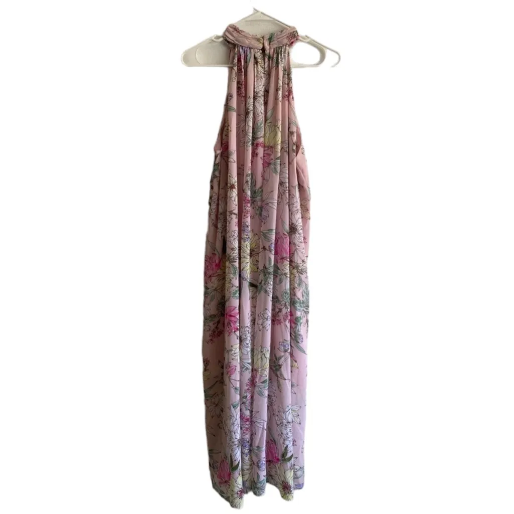 Calf-length A-line‎ dress in pink chiffon with a floral printed pattern. Size 12 - Image 11