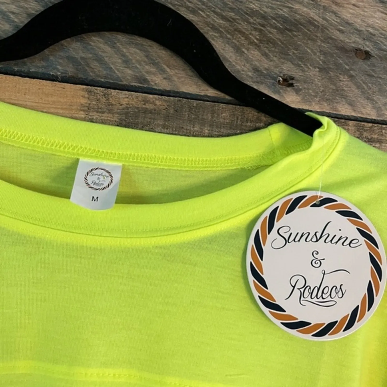 Sunshine & Rodeos Neon Leopard‎ Sleeve Top Size Medium Green - Image 3