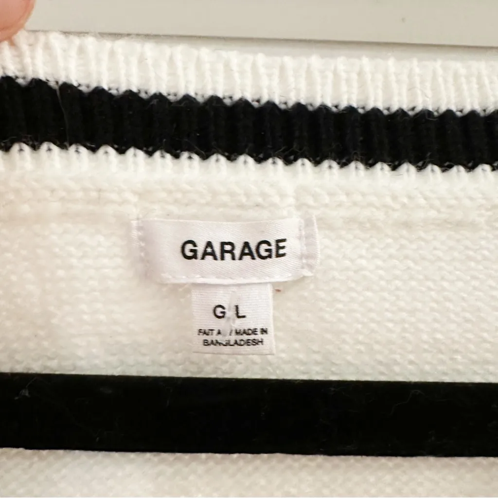 Garage Preppy Varsity Mini Sweater Vest V Neck Sleeveless White Black sz Large - Image 8