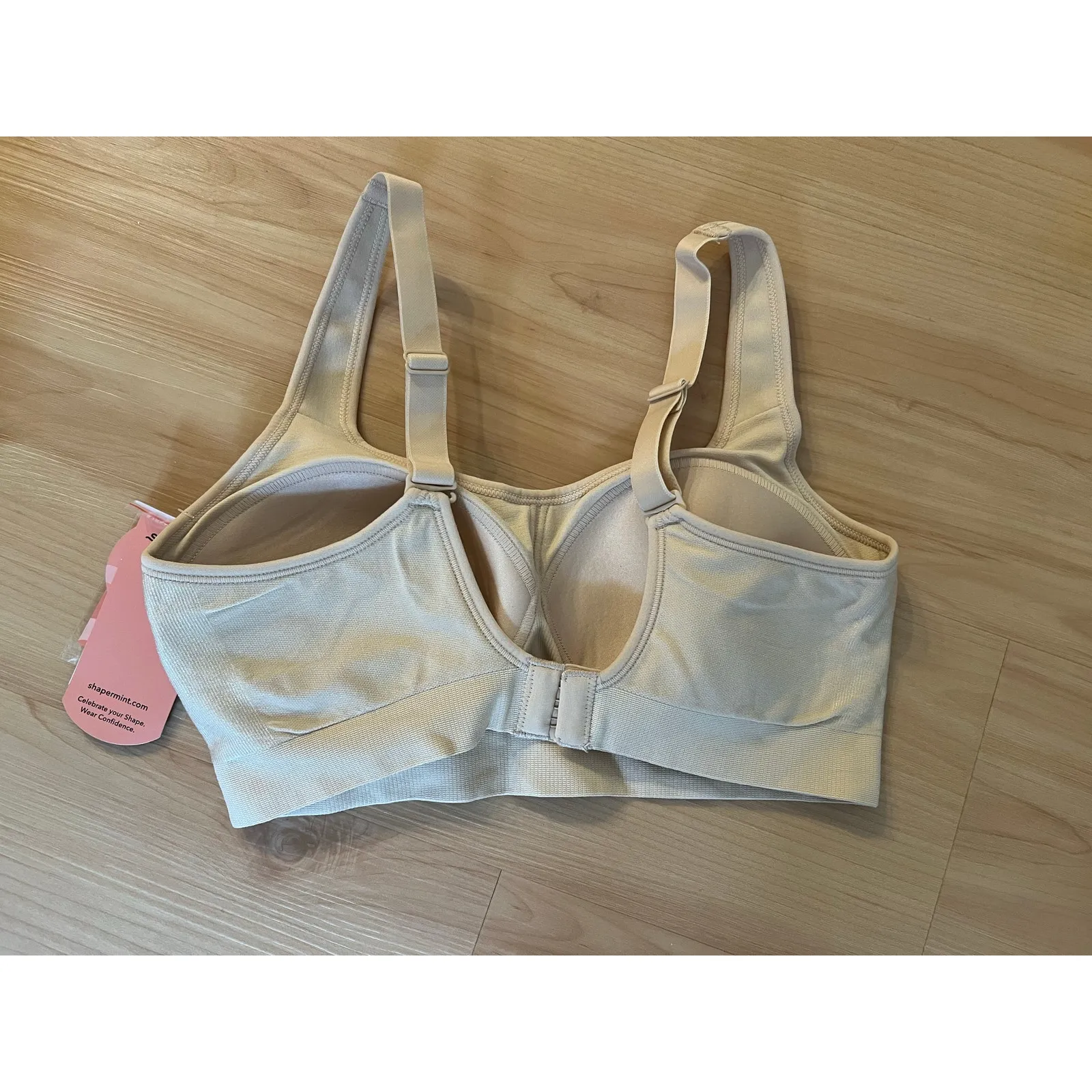 Shapermint Essentials Everyday Comfort Straps Wireless Shaping Bra Size M - Image 4