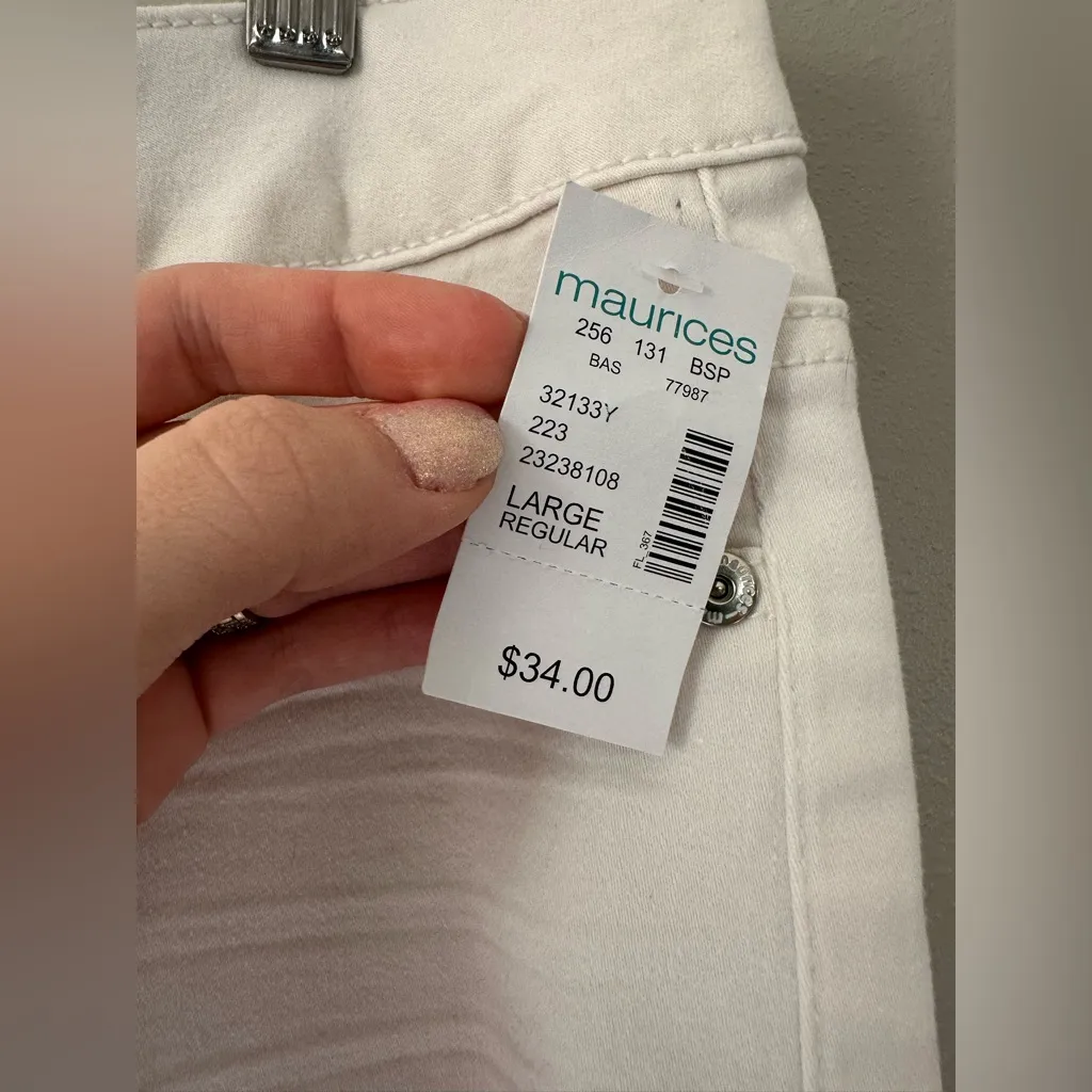 NWT White Maurice’s Jegging - Image 2