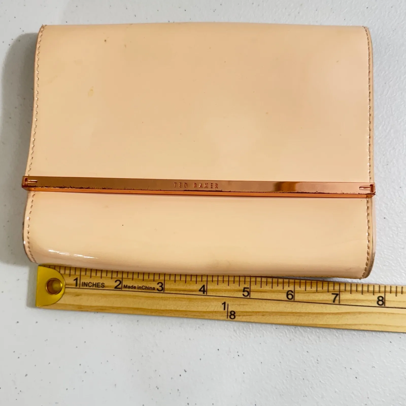 Ted Baker Patent Leather Clutch Bag Pale Pink Rose Gold Chain Detail OLDSTOCK - Image 6