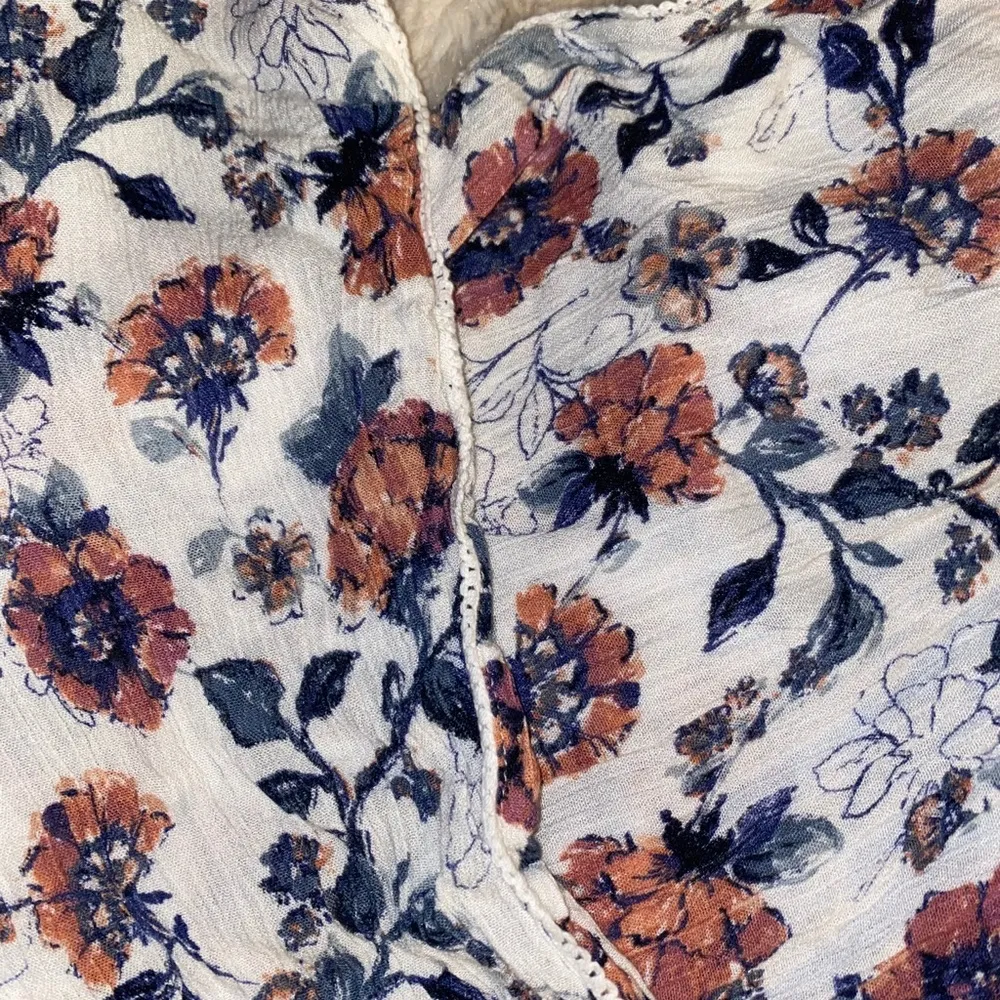 Abercrombie and Fitch Floral Halter Top - Image 3