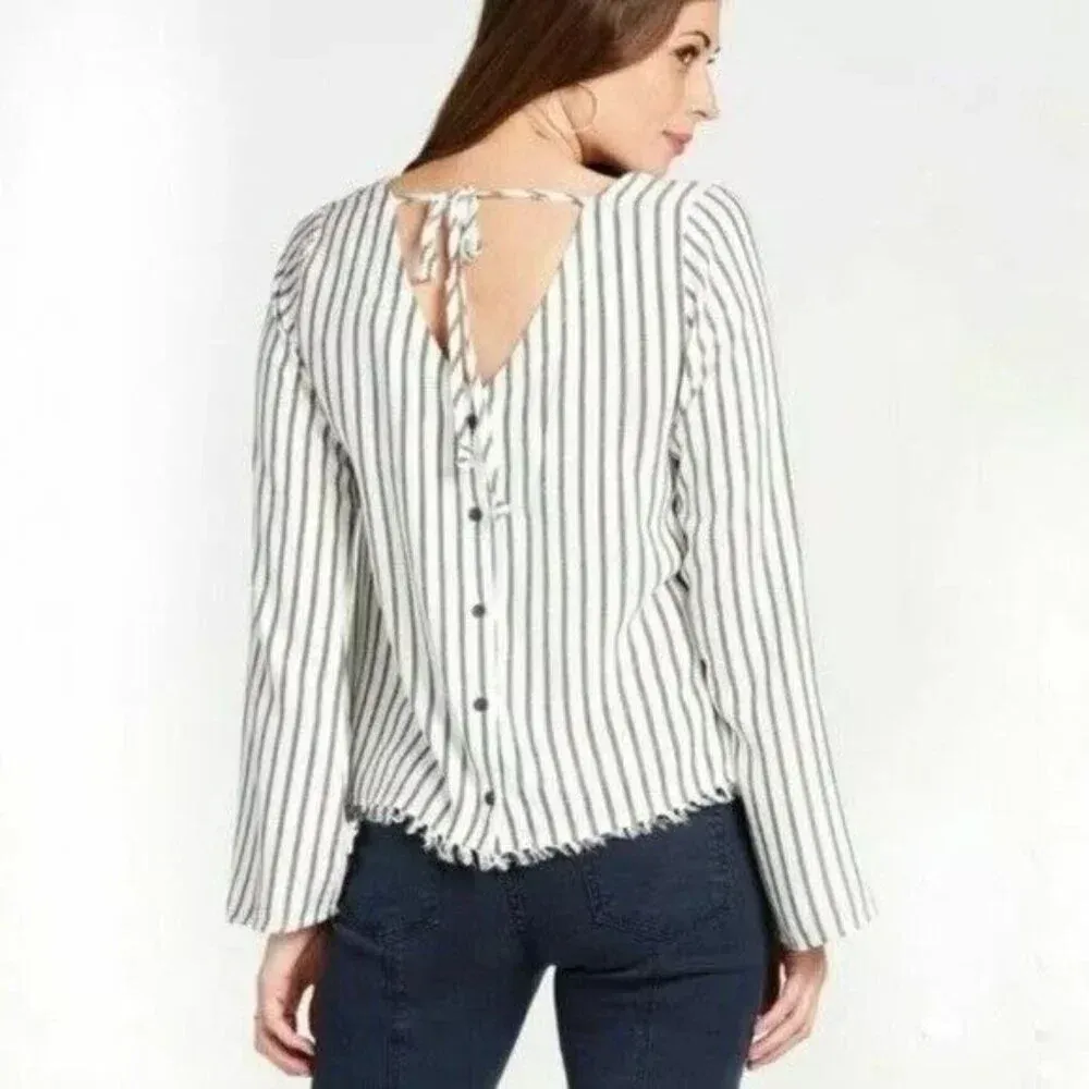 Cloth & Stone Women's‎ Button-Back Striped Top Size XS Frayed Hem Flared Sleeve - Image 3