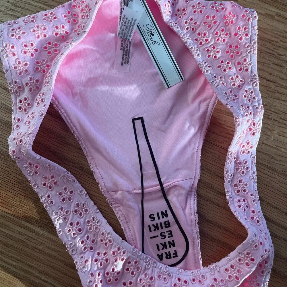 Frankie’s bikinis pink bikini set - Image 2