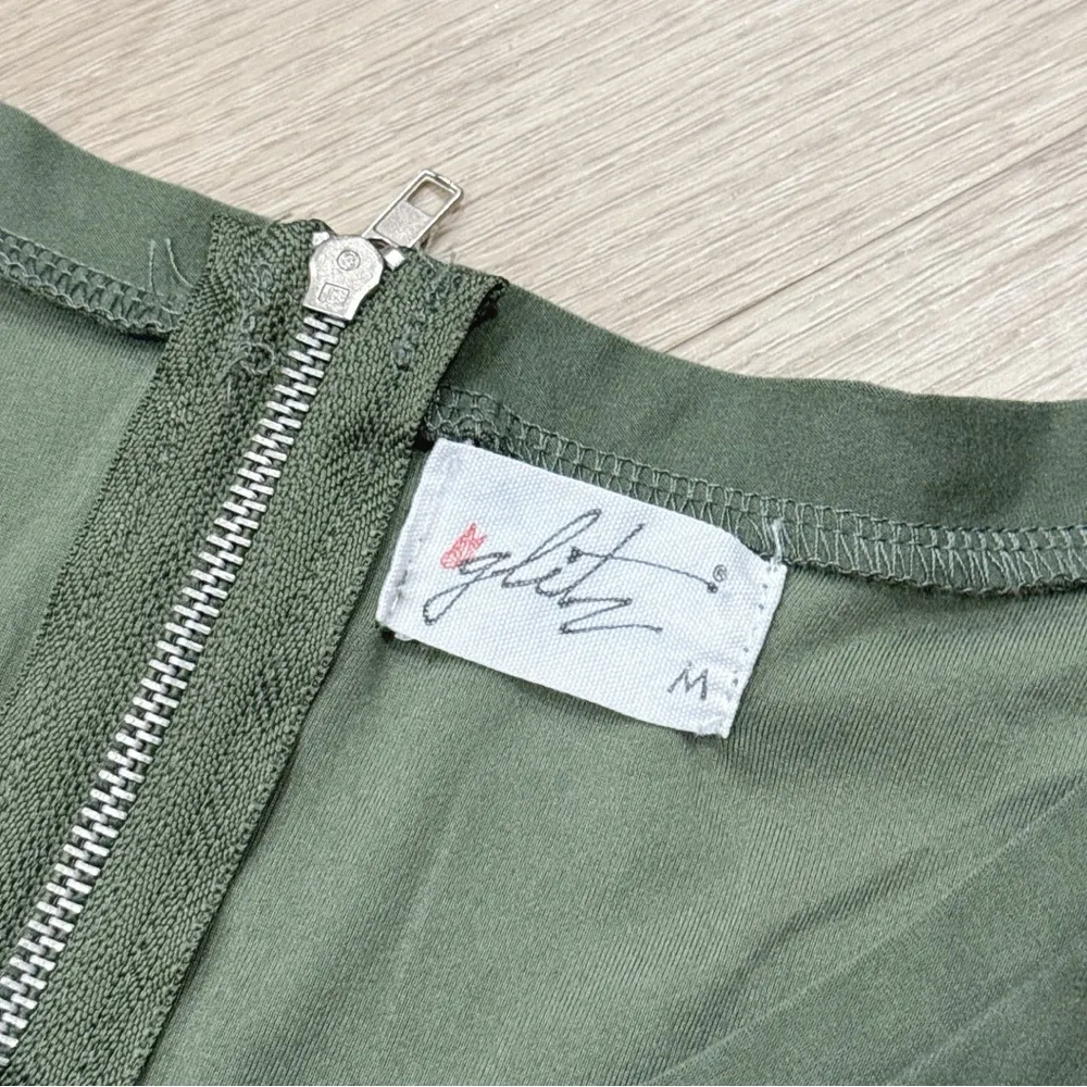 Women's Green Cold Shoulder Top - Image 2