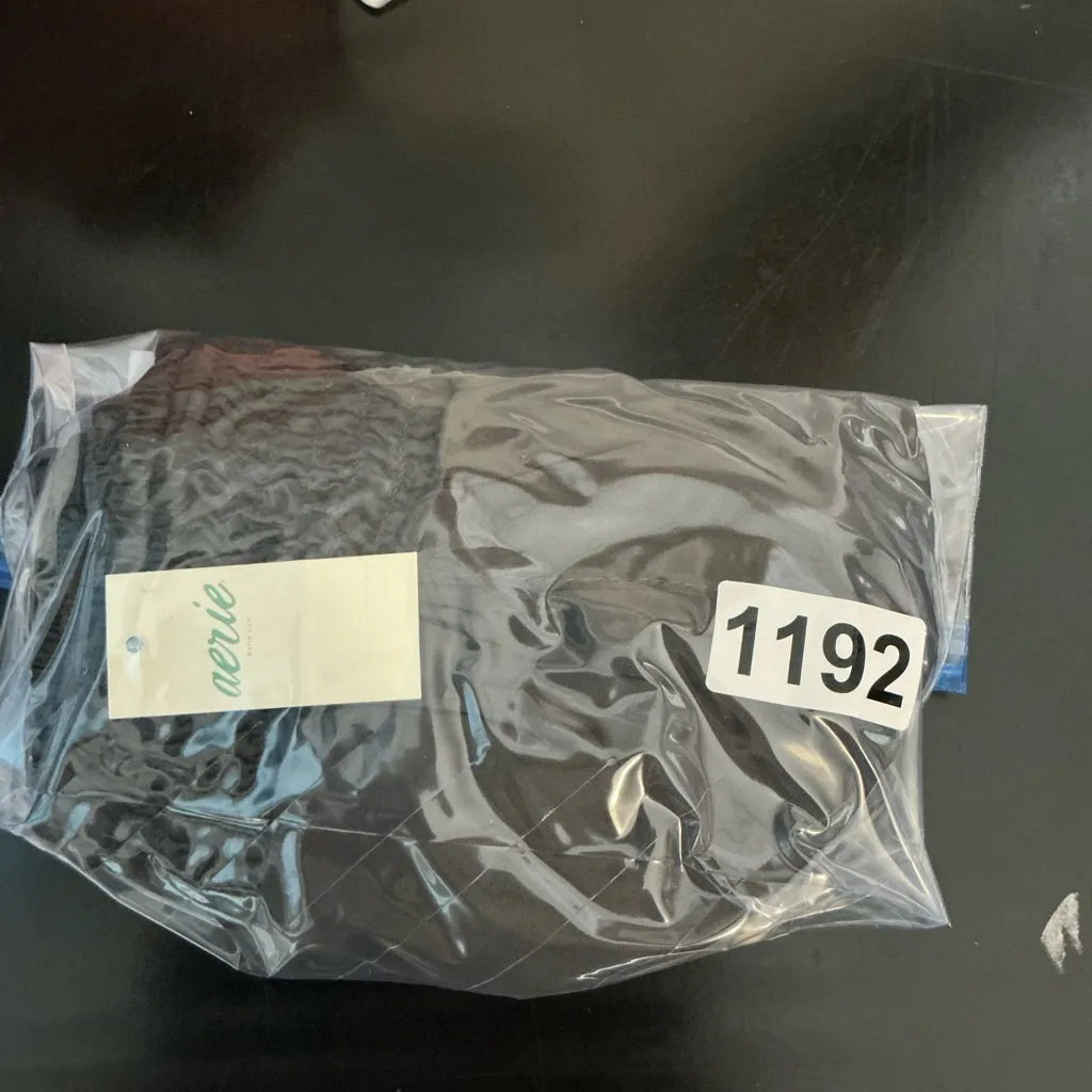 Aerie Jet Black Athletic Shorts - Image 7