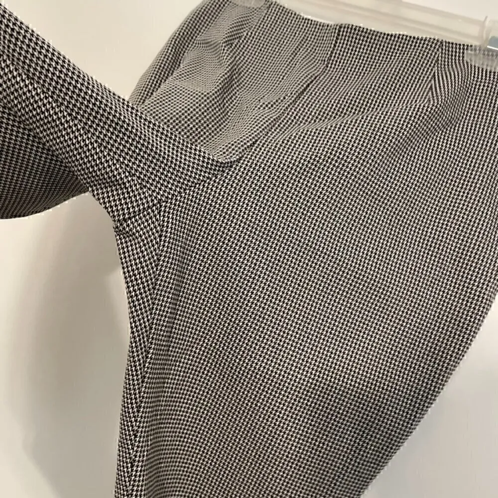 CALVIN KLEIN White Black Houndstooth Pull On Elastic Cropped ? Tapered Leg Pants - Image 7