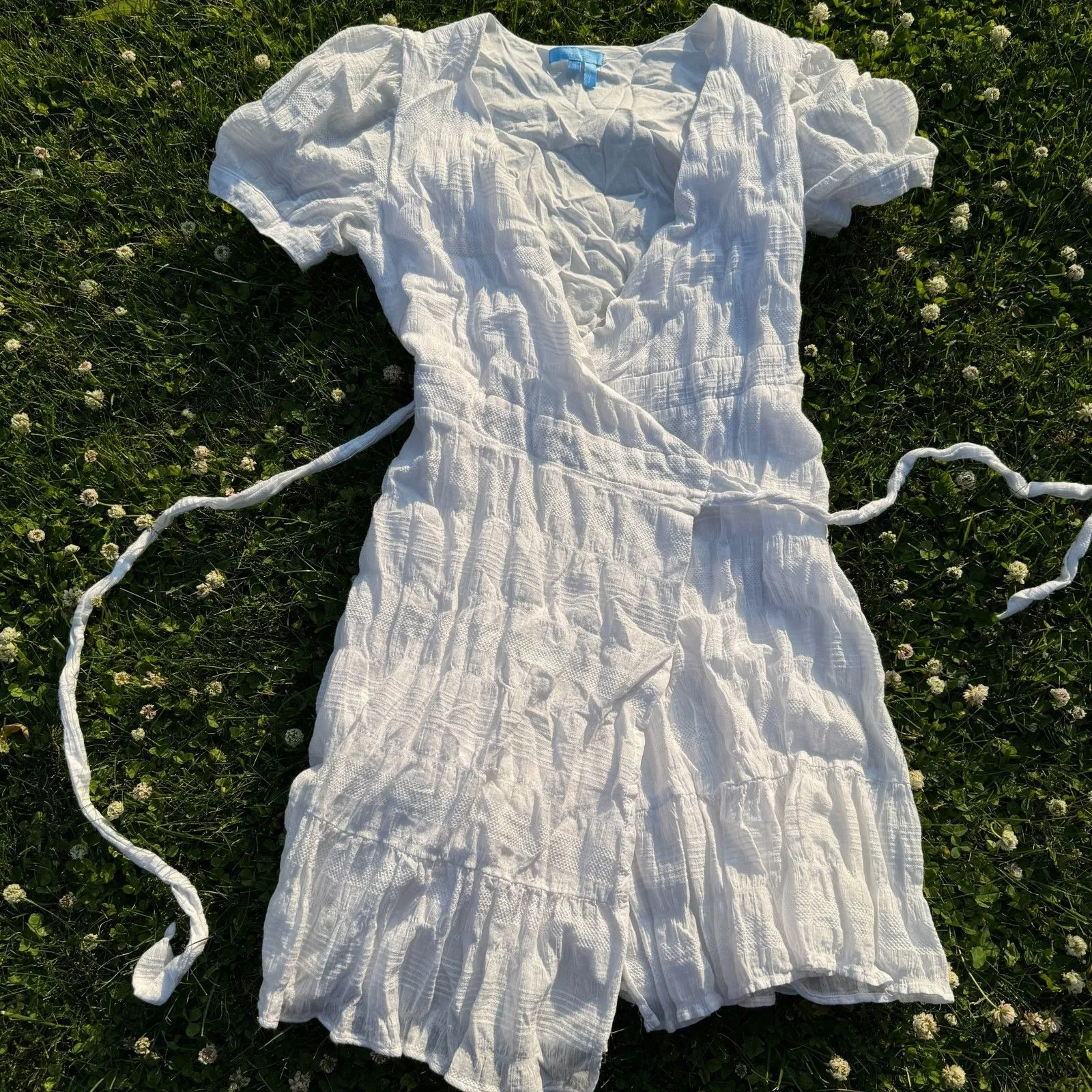 DRAPER JAMES RSVP Puff Sleeve Wrap Dress Ruffled Striped Size: Small - Image 2