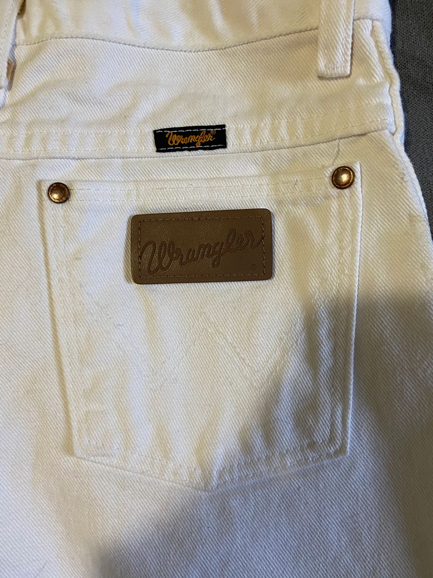 Wrangler Distressed Vintage Shorts - Image 3