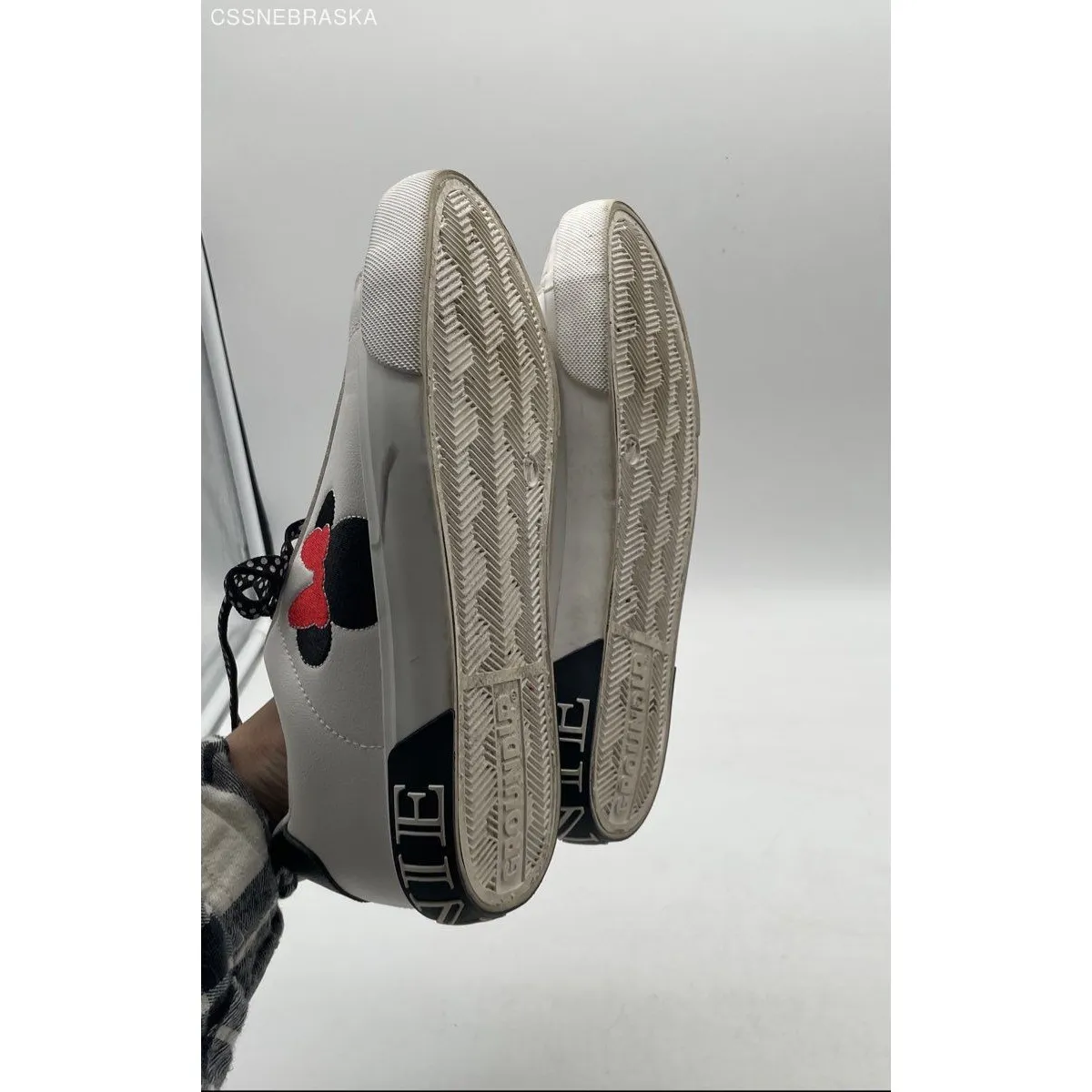 Disney White/Red Minnie‎ Mouse Sneakers - Size 7 - Image 8