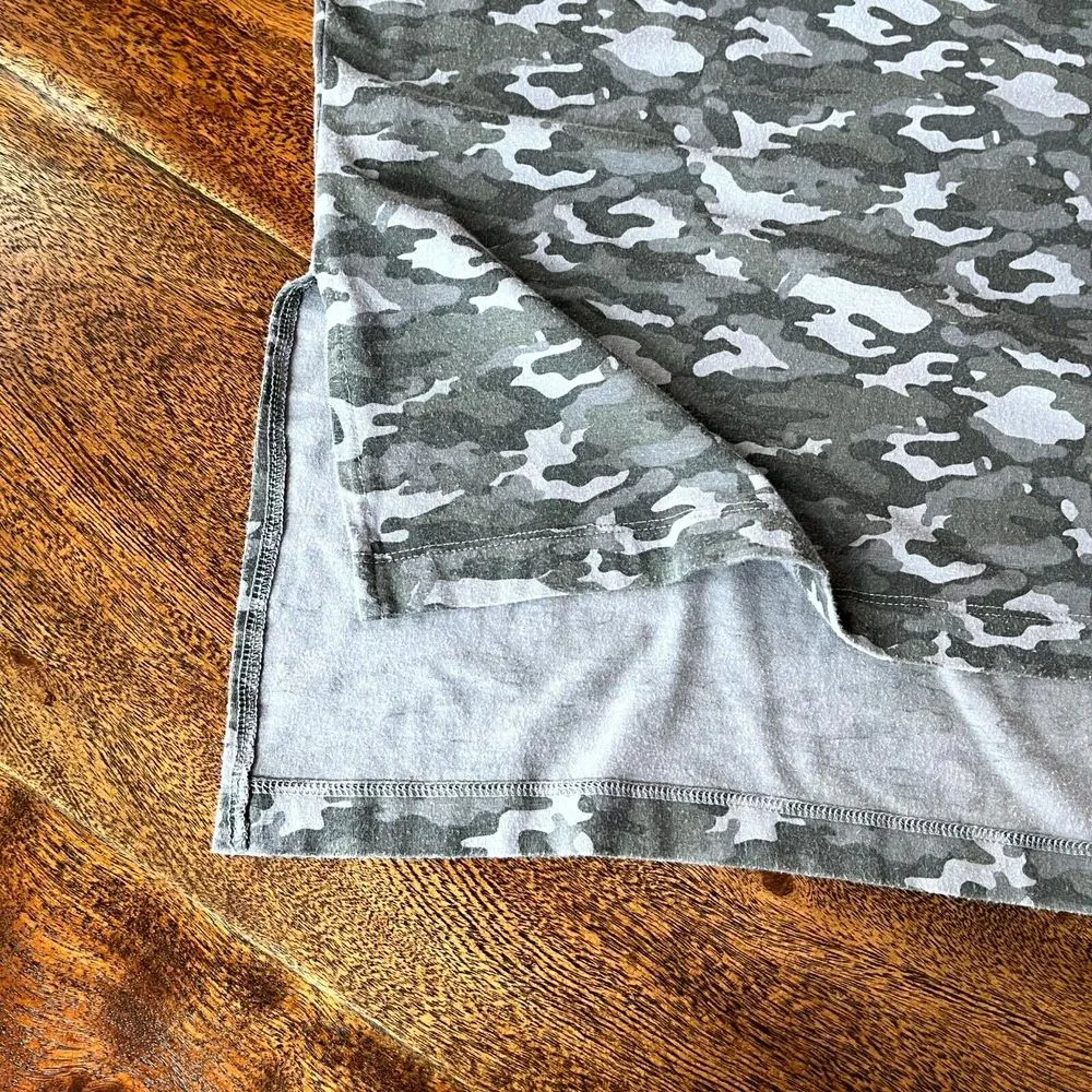 Fabletics T-Shirt Womens Large Camouflage Print Cotton High Low Hem Crew‎ Neck - Image 4