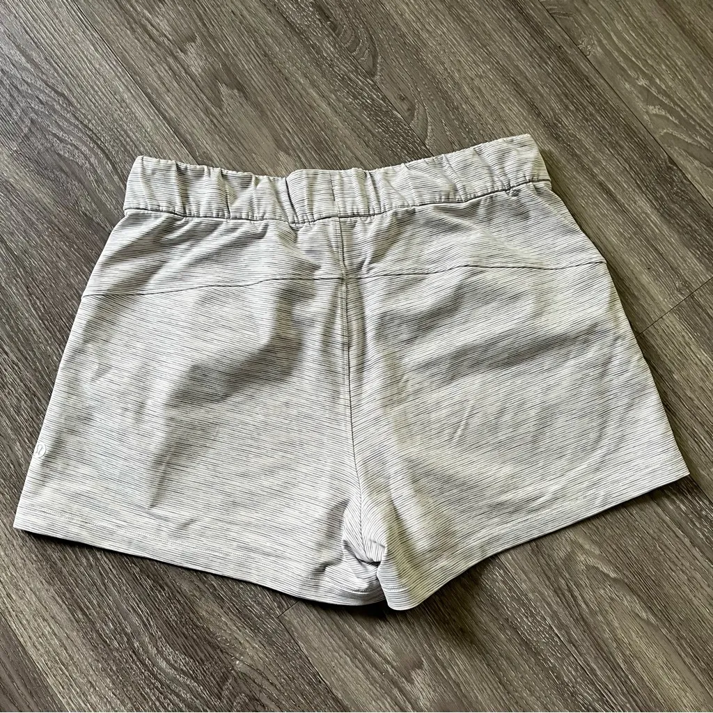 EUC On the Fly Shorts - Image 3