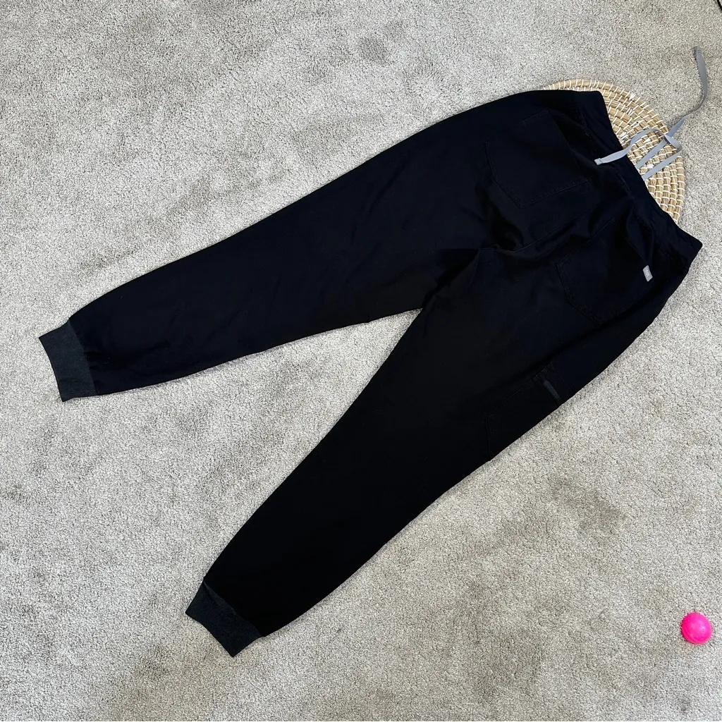 Figs Women’s High Waisted Zamora Jogger Scrub Pants Pull On in Black MT - Image 6