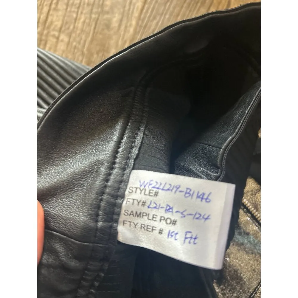 RtA Leather Slim Fit Ribbed Textured High Rise Shorts Black Womens Size Small - Image 9