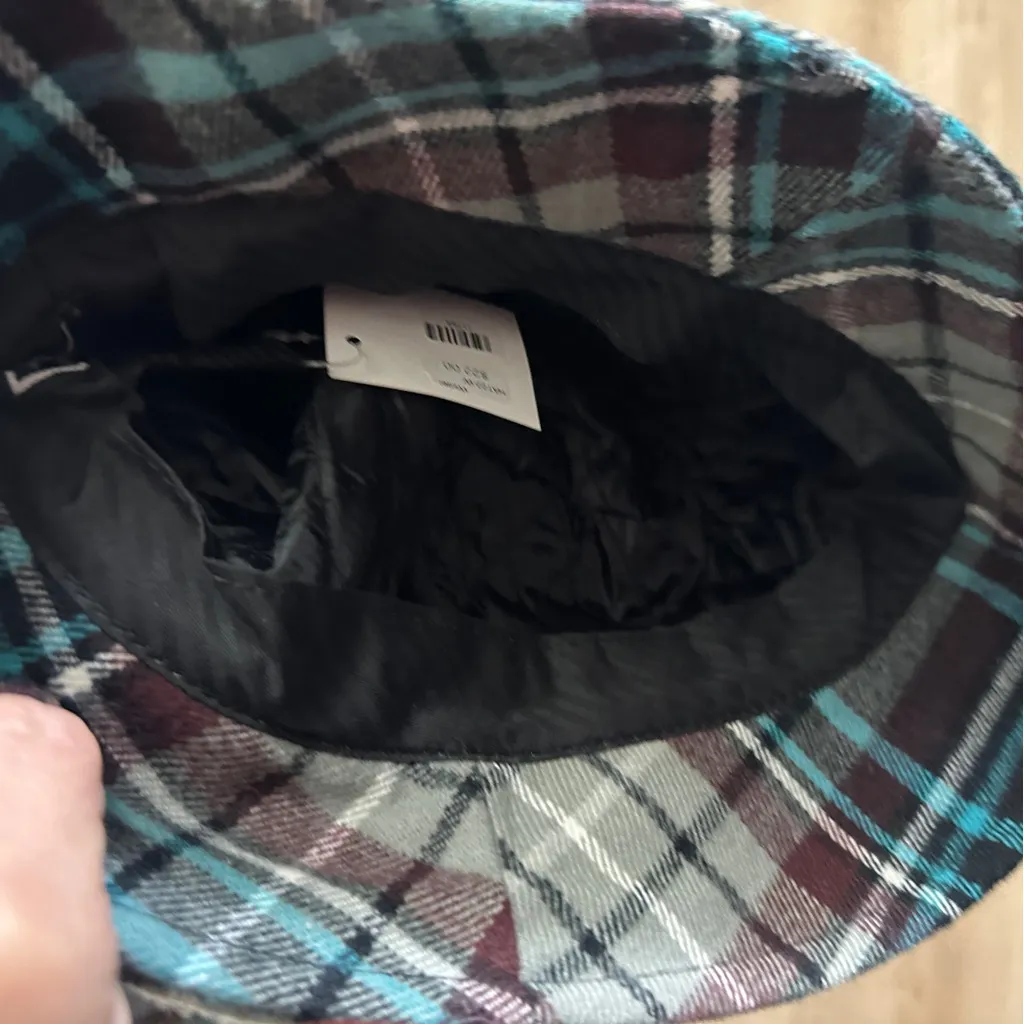 Blue and Navy‎ Plaid Bucket Hat Embellished NWT - Image 7
