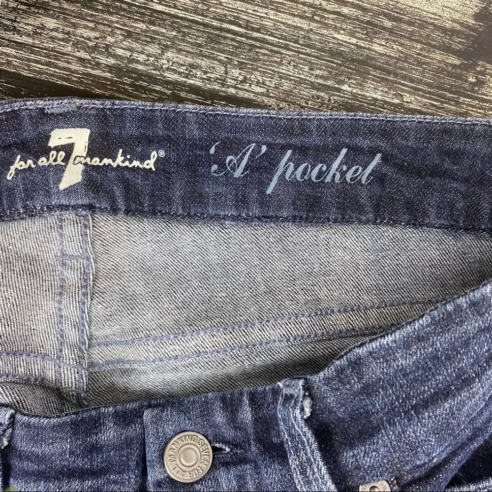 A Pocket Flair hem Low Rise Blue Jeans By 7 For All Mankind 28 - Image 6