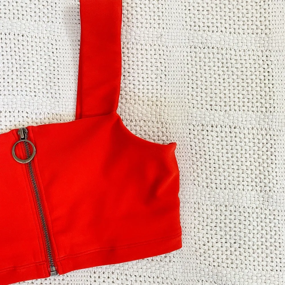 Red Crop Top with Zipper - Image 3