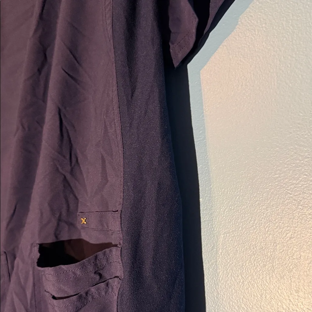 Cherokee iflex Women's navy blue scrub top Black Size XS - Image 6