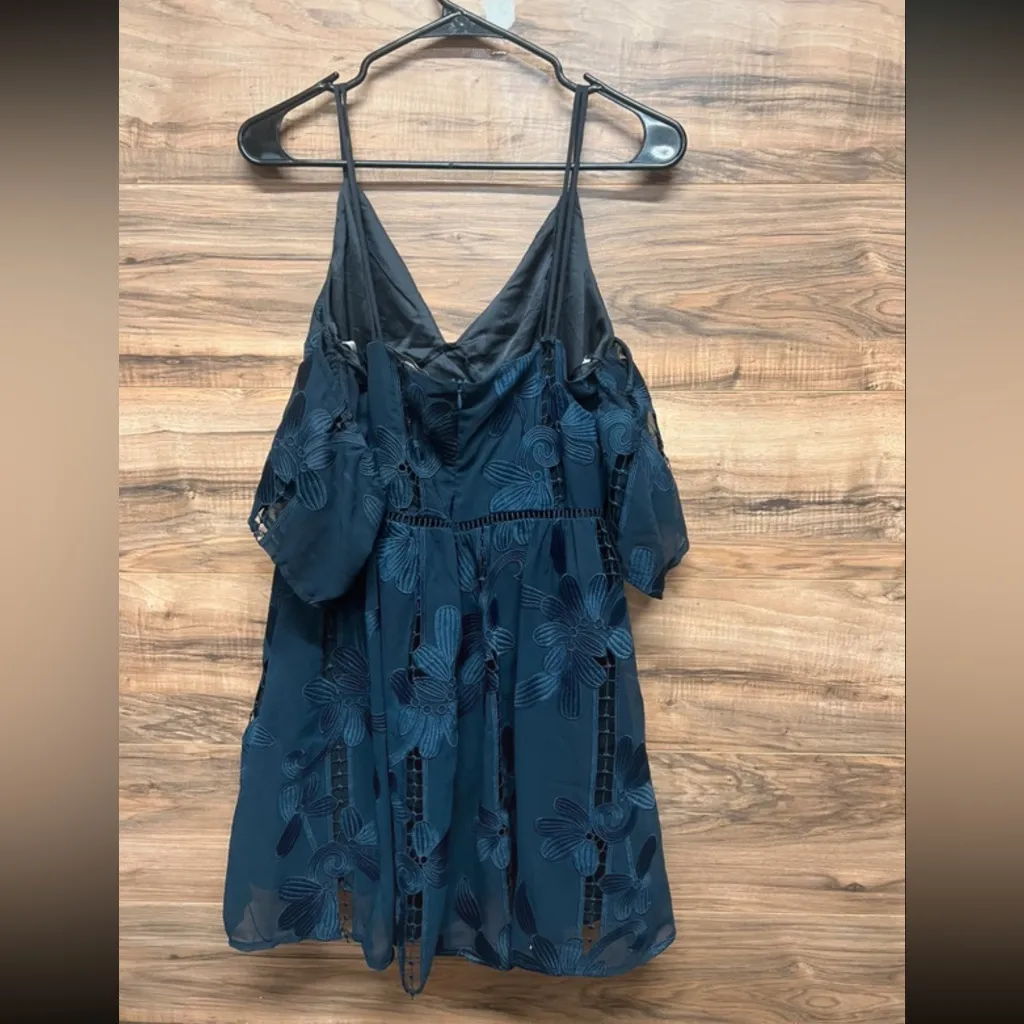 Lovers + Friends Floral Wishful Mini Dress in Navy Size M - Image 7