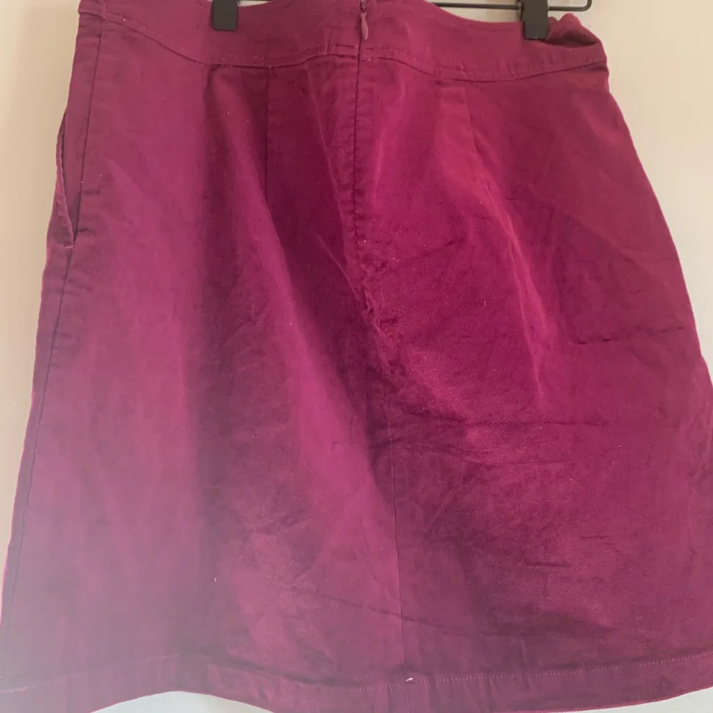 NWT LOFT Wine Purple Women Skirt Bottom Size 6 Mini Casual Velvet New Clothing - Image 4