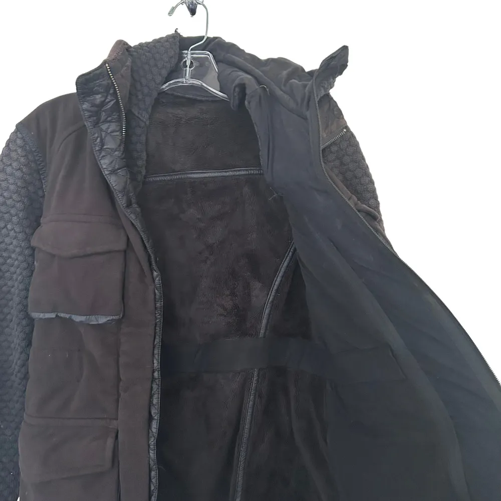 Lululemon Black Miracle Jacket Sz 6 - Image 2