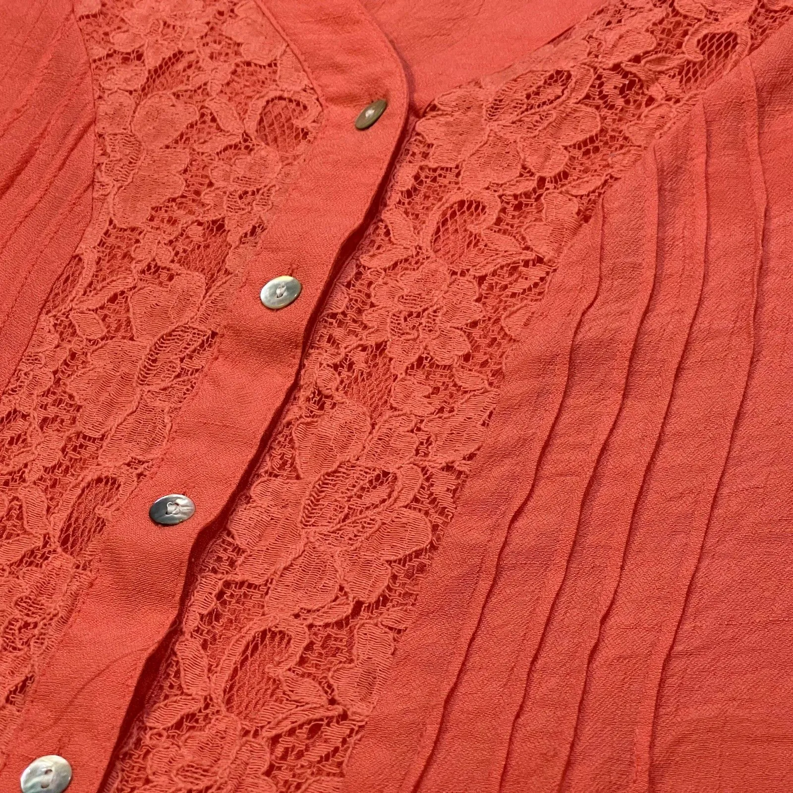 Studio Works | Coral Button Front Top with Lace | Large - Image 5